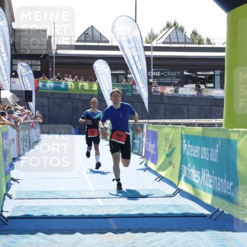 09.08.2026 - GEWOBA Citytriathlon Bremen Yannick Fuchs http://msf.ph/oto/9936279 09.08.2026 15:04:06 Ziel 564 meine-sportfotos.de