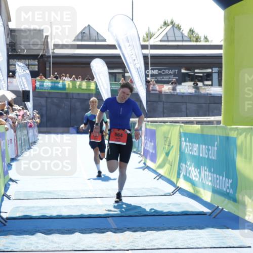 09.08.2026 - GEWOBA Citytriathlon Bremen Yannick Fuchs http://msf.ph/oto/9936280 09.08.2026 15:04:07 Ziel 564 meine-sportfotos.de