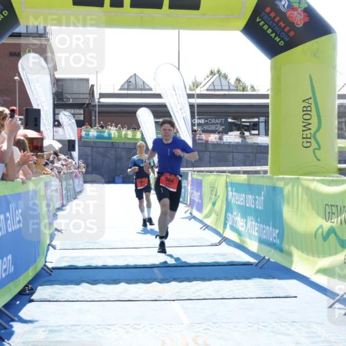 09.08.2026 - GEWOBA Citytriathlon Bremen Yannick Fuchs http://msf.ph/oto/9936281 09.08.2026 15:04:07 Ziel 564 meine-sportfotos.de