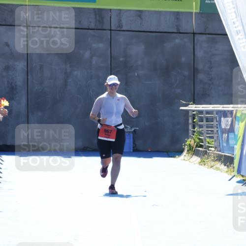 09.08.2026 - GEWOBA Citytriathlon Bremen Yannick Fuchs http://msf.ph/oto/9936292 09.08.2026 15:04:23 Ziel  meine-sportfotos.de