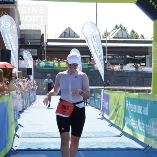 09.08.2026 - GEWOBA Citytriathlon Bremen Yannick Fuchs http://msf.ph/oto/9936311 09.08.2026 15:04:32 Ziel 150, 967 meine-sportfotos.de