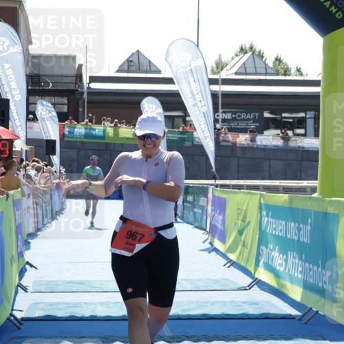 09.08.2026 - GEWOBA Citytriathlon Bremen Yannick Fuchs http://msf.ph/oto/9936312 09.08.2026 15:04:32 Ziel 150, 967 meine-sportfotos.de