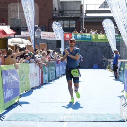 09.08.2026 - GEWOBA Citytriathlon Bremen Yannick Fuchs http://msf.ph/oto/9936342 09.08.2026 15:04:54 Ziel 279, 374 meine-sportfotos.de