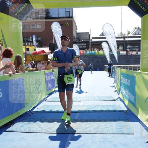 09.08.2026 - GEWOBA Citytriathlon Bremen Yannick Fuchs http://msf.ph/oto/9936346 09.08.2026 15:04:56 Ziel 35, 279, 374 meine-sportfotos.de