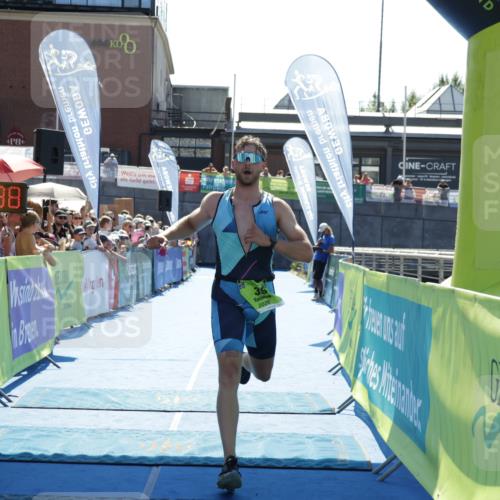 09.08.2026 - GEWOBA Citytriathlon Bremen Yannick Fuchs http://msf.ph/oto/9936360 09.08.2026 15:05:01 Ziel 35, 279 meine-sportfotos.de