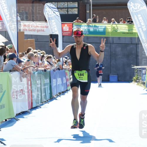 09.08.2026 - GEWOBA Citytriathlon Bremen Yannick Fuchs http://msf.ph/oto/9936408 09.08.2026 15:05:52 Ziel 184 meine-sportfotos.de