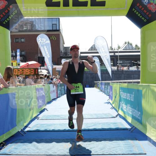 09.08.2026 - GEWOBA Citytriathlon Bremen Yannick Fuchs http://msf.ph/oto/9936414 09.08.2026 15:05:54 Ziel 184 meine-sportfotos.de