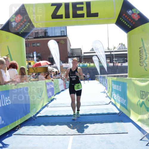 09.08.2026 - GEWOBA Citytriathlon Bremen Yannick Fuchs http://msf.ph/oto/9936462 09.08.2026 15:06:26 Ziel 109, 350 meine-sportfotos.de