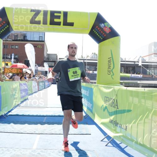 09.08.2026 - GEWOBA Citytriathlon Bremen Yannick Fuchs http://msf.ph/oto/9936495 09.08.2026 15:06:37 Ziel 68, 294, 353 meine-sportfotos.de