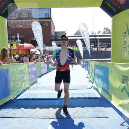 09.08.2026 - GEWOBA Citytriathlon Bremen Yannick Fuchs http://msf.ph/oto/9936522 09.08.2026 15:06:49 Ziel 13, 15, 50, 81, 100, 156 meine-sportfotos.de