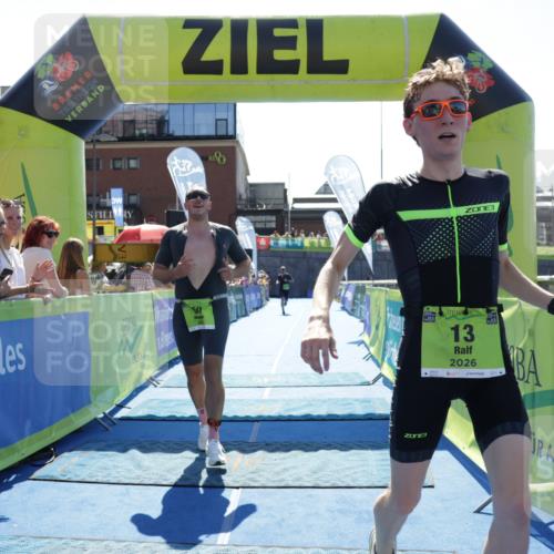 09.08.2026 - GEWOBA Citytriathlon Bremen Yannick Fuchs http://msf.ph/oto/9936533 09.08.2026 15:06:54 Ziel 13, 50, 177 meine-sportfotos.de