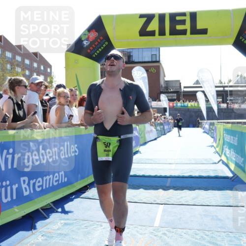 09.08.2026 - GEWOBA Citytriathlon Bremen Yannick Fuchs http://msf.ph/oto/9936535 09.08.2026 15:06:55 Ziel 13, 50, 177 meine-sportfotos.de