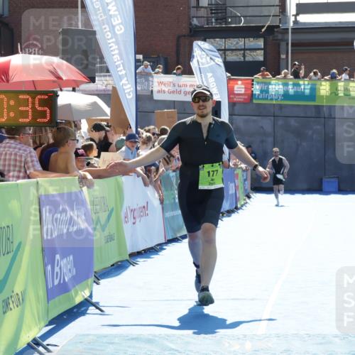 09.08.2026 - GEWOBA Citytriathlon Bremen Yannick Fuchs http://msf.ph/oto/9936540 09.08.2026 15:06:58 Ziel 13, 50, 177 meine-sportfotos.de