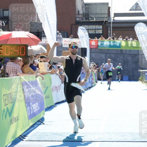 09.08.2026 - GEWOBA Citytriathlon Bremen Yannick Fuchs http://msf.ph/oto/9936552 09.08.2026 15:07:03 Ziel 71, 177 meine-sportfotos.de