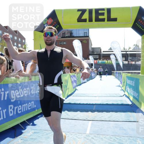 09.08.2026 - GEWOBA Citytriathlon Bremen Yannick Fuchs http://msf.ph/oto/9936561 09.08.2026 15:07:05 Ziel 71, 117 meine-sportfotos.de