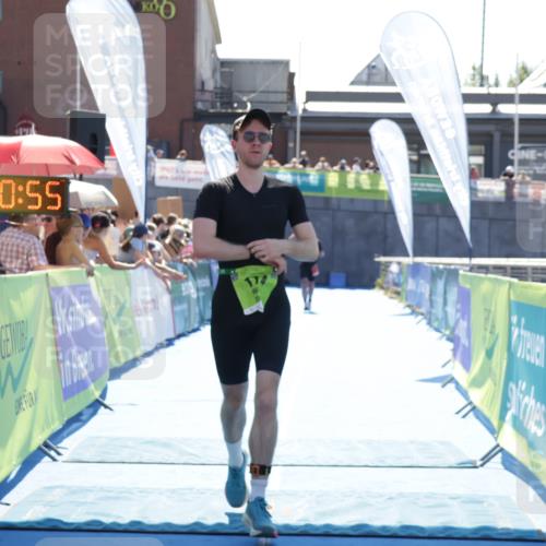 09.08.2026 - GEWOBA Citytriathlon Bremen Yannick Fuchs http://msf.ph/oto/9936582 09.08.2026 15:07:18 Ziel 114, 155 meine-sportfotos.de