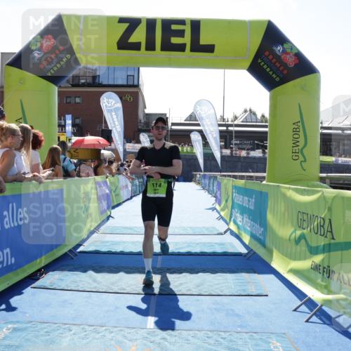 09.08.2026 - GEWOBA Citytriathlon Bremen Yannick Fuchs http://msf.ph/oto/9936585 09.08.2026 15:07:18 Ziel 114, 155 meine-sportfotos.de