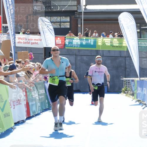 09.08.2026 - GEWOBA Citytriathlon Bremen Yannick Fuchs http://msf.ph/oto/9936599 09.08.2026 15:07:31 Ziel 29, 76, 168, 360 meine-sportfotos.de