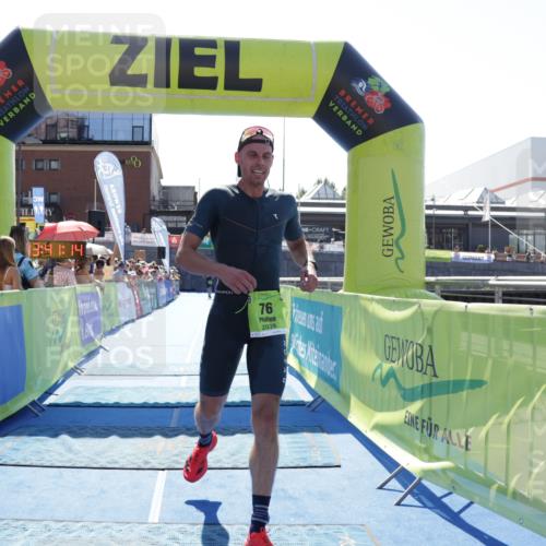 09.08.2026 - GEWOBA Citytriathlon Bremen Yannick Fuchs http://msf.ph/oto/9936619 09.08.2026 15:07:37 Ziel 29, 76, 168, 360 meine-sportfotos.de