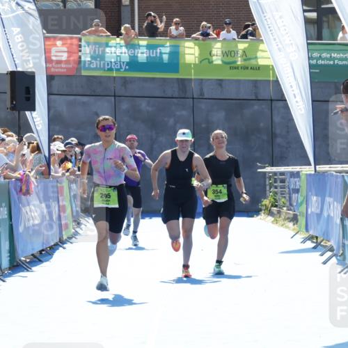 09.08.2026 - GEWOBA Citytriathlon Bremen Yannick Fuchs http://msf.ph/oto/9936661 09.08.2026 15:08:11 Ziel 128, 295, 304, 354 meine-sportfotos.de