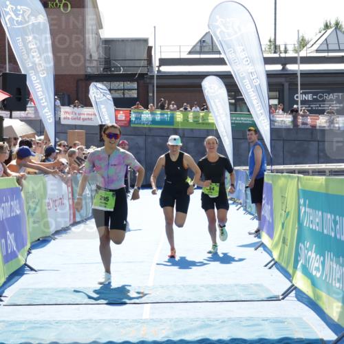 09.08.2026 - GEWOBA Citytriathlon Bremen Yannick Fuchs http://msf.ph/oto/9936665 09.08.2026 15:08:13 Ziel 128, 295, 304, 354 meine-sportfotos.de