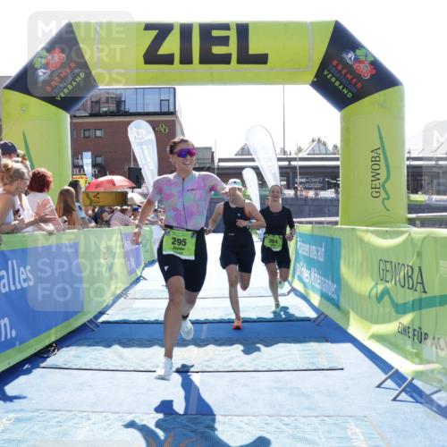 09.08.2026 - GEWOBA Citytriathlon Bremen Yannick Fuchs http://msf.ph/oto/9936669 09.08.2026 15:08:14 Ziel 128, 295, 304, 354 meine-sportfotos.de