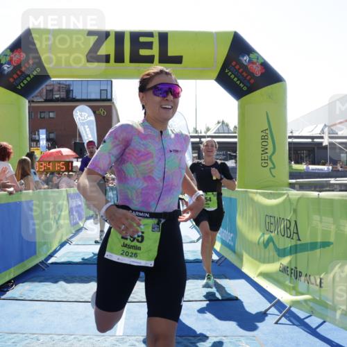 09.08.2026 - GEWOBA Citytriathlon Bremen Yannick Fuchs http://msf.ph/oto/9936672 09.08.2026 15:08:14 Ziel 128, 295, 304, 354 meine-sportfotos.de
