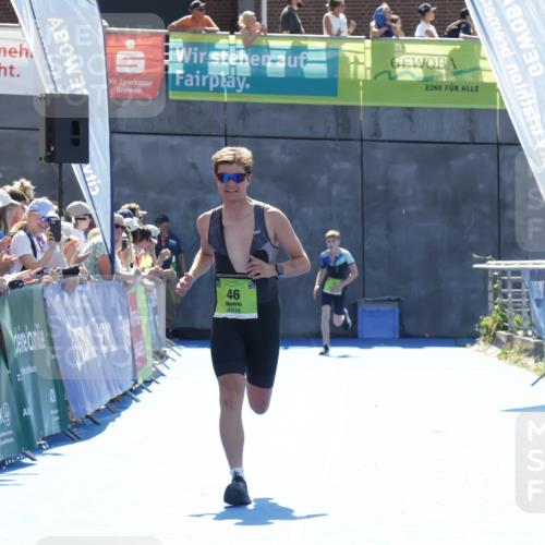 09.08.2026 - GEWOBA Citytriathlon Bremen Yannick Fuchs http://msf.ph/oto/9936683 09.08.2026 15:08:25 Ziel 46 meine-sportfotos.de
