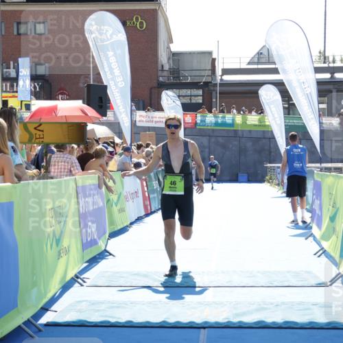 09.08.2026 - GEWOBA Citytriathlon Bremen Yannick Fuchs http://msf.ph/oto/9936687 09.08.2026 15:08:27 Ziel 46 meine-sportfotos.de