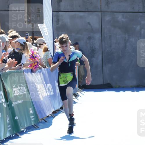 09.08.2026 - GEWOBA Citytriathlon Bremen Yannick Fuchs http://msf.ph/oto/9936693 09.08.2026 15:08:31 Ziel 1, 46 meine-sportfotos.de