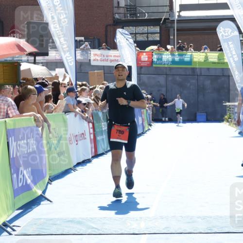 09.08.2026 - GEWOBA Citytriathlon Bremen Yannick Fuchs http://msf.ph/oto/9936719 09.08.2026 15:08:47 Ziel 170, 780 meine-sportfotos.de