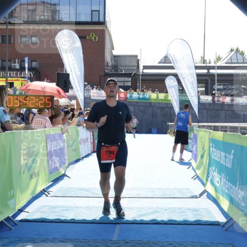 09.08.2026 - GEWOBA Citytriathlon Bremen Yannick Fuchs http://msf.ph/oto/9936720 09.08.2026 15:08:48 Ziel 170, 780 meine-sportfotos.de