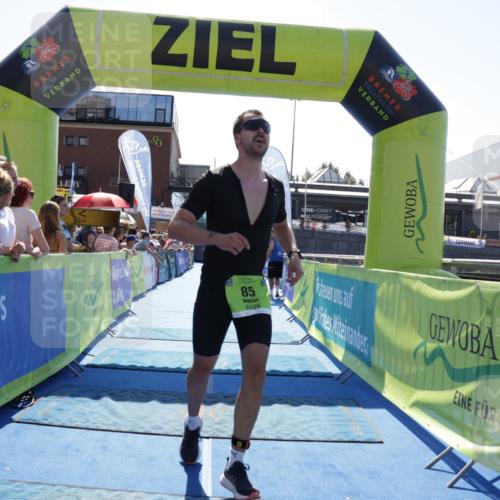 09.08.2026 - GEWOBA Citytriathlon Bremen Yannick Fuchs http://msf.ph/oto/9936740 09.08.2026 15:09:06 Ziel 85 meine-sportfotos.de