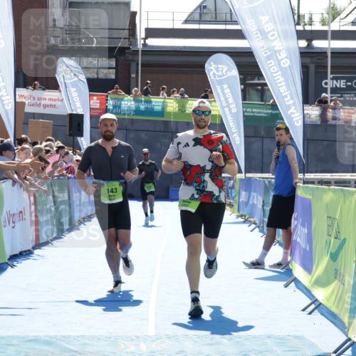 09.08.2026 - GEWOBA Citytriathlon Bremen Yannick Fuchs http://msf.ph/oto/9936748 09.08.2026 15:09:11 Ziel 119, 124, 143 meine-sportfotos.de