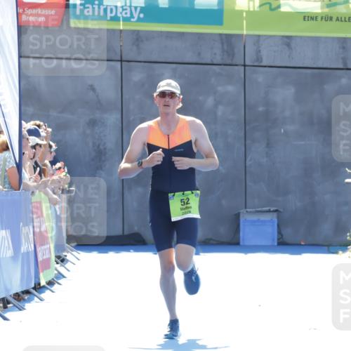 09.08.2026 - GEWOBA Citytriathlon Bremen Yannick Fuchs http://msf.ph/oto/9936769 09.08.2026 15:09:20 Ziel 52, 124 meine-sportfotos.de