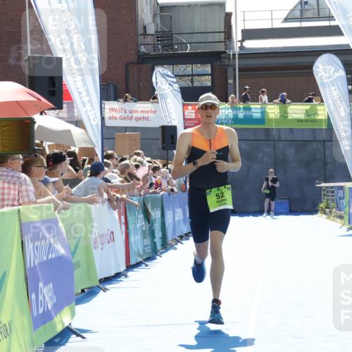 09.08.2026 - GEWOBA Citytriathlon Bremen Yannick Fuchs http://msf.ph/oto/9936771 09.08.2026 15:09:23 Ziel 52 meine-sportfotos.de