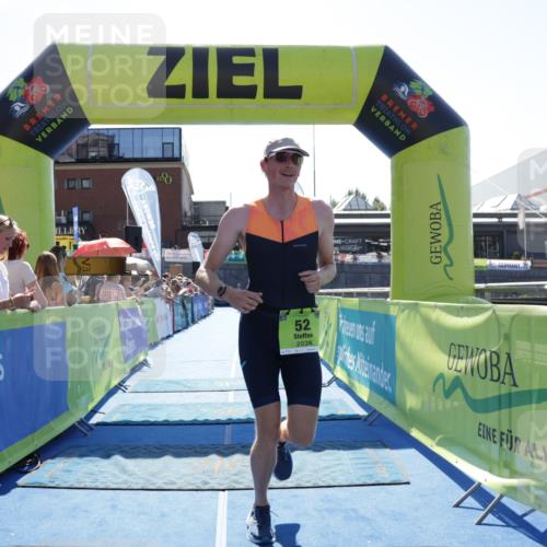 09.08.2026 - GEWOBA Citytriathlon Bremen Yannick Fuchs http://msf.ph/oto/9936774 09.08.2026 15:09:25 Ziel 52 meine-sportfotos.de