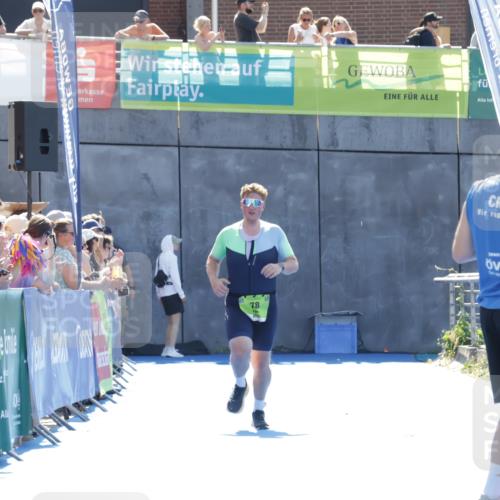 09.08.2026 - GEWOBA Citytriathlon Bremen Yannick Fuchs http://msf.ph/oto/9936801 09.08.2026 15:09:57 Ziel  meine-sportfotos.de