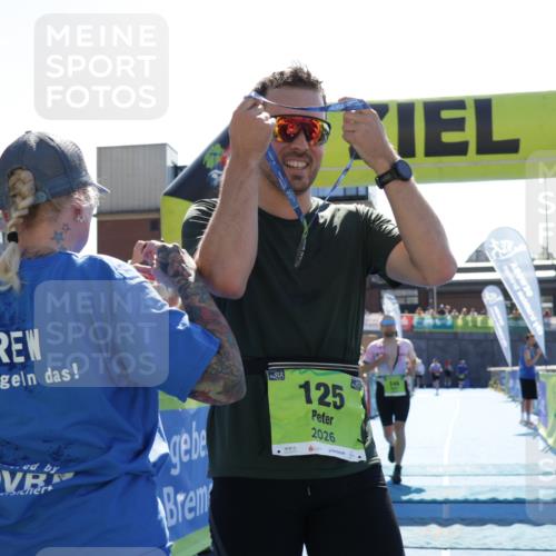 09.08.2026 - GEWOBA Citytriathlon Bremen Yannick Fuchs http://msf.ph/oto/9936831 09.08.2026 15:10:16 Ziel 125, 144, 211 meine-sportfotos.de