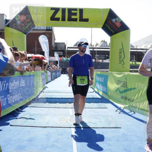 09.08.2026 - GEWOBA Citytriathlon Bremen Yannick Fuchs http://msf.ph/oto/9936852 09.08.2026 15:10:30 Ziel 3, 169, 930 meine-sportfotos.de