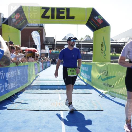 09.08.2026 - GEWOBA Citytriathlon Bremen Yannick Fuchs http://msf.ph/oto/9936853 09.08.2026 15:10:31 Ziel 3, 169, 930 meine-sportfotos.de