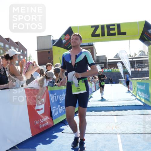 09.08.2026 - GEWOBA Citytriathlon Bremen Yannick Fuchs http://msf.ph/oto/9936896 09.08.2026 15:10:56 Ziel 27, 41 meine-sportfotos.de