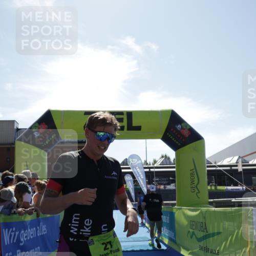 09.08.2026 - GEWOBA Citytriathlon Bremen Yannick Fuchs http://msf.ph/oto/9936906 09.08.2026 15:10:59 Ziel 27, 159 meine-sportfotos.de