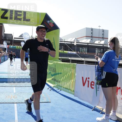 09.08.2026 - GEWOBA Citytriathlon Bremen Yannick Fuchs http://msf.ph/oto/9936910 09.08.2026 15:11:05 Ziel 159, 345 meine-sportfotos.de