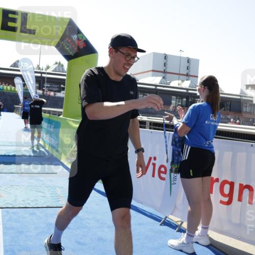 09.08.2026 - GEWOBA Citytriathlon Bremen Yannick Fuchs http://msf.ph/oto/9936913 09.08.2026 15:11:05 Ziel 159, 345 meine-sportfotos.de