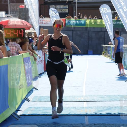 09.08.2026 - GEWOBA Citytriathlon Bremen Yannick Fuchs http://msf.ph/oto/9936916 09.08.2026 15:11:07 Ziel 159, 345, 371 meine-sportfotos.de