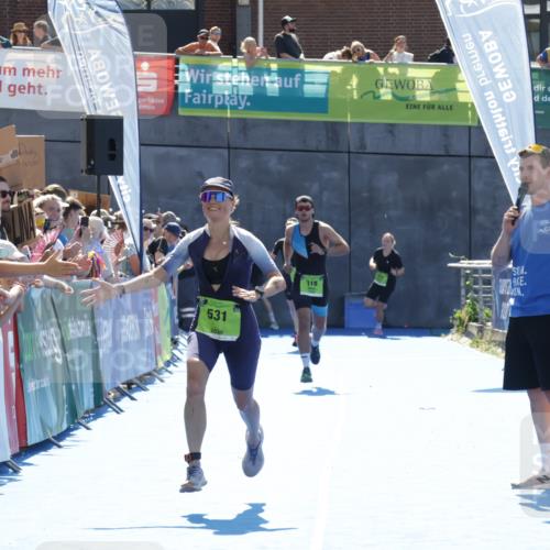 09.08.2026 - GEWOBA Citytriathlon Bremen Yannick Fuchs http://msf.ph/oto/9936932 09.08.2026 15:11:24 Ziel 531 meine-sportfotos.de