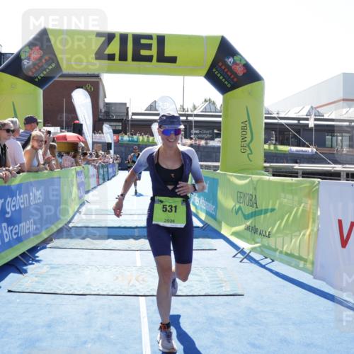 09.08.2026 - GEWOBA Citytriathlon Bremen Yannick Fuchs http://msf.ph/oto/9936943 09.08.2026 15:11:28 Ziel 118, 217, 531 meine-sportfotos.de