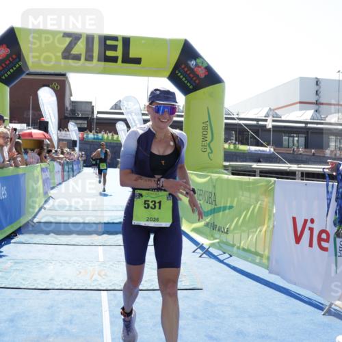 09.08.2026 - GEWOBA Citytriathlon Bremen Yannick Fuchs http://msf.ph/oto/9936945 09.08.2026 15:11:28 Ziel 118, 217, 531 meine-sportfotos.de