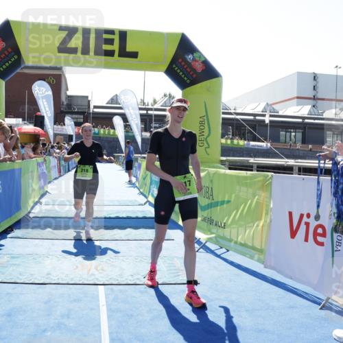 09.08.2026 - GEWOBA Citytriathlon Bremen Yannick Fuchs http://msf.ph/oto/9936967 09.08.2026 15:11:35 Ziel 118, 217, 218 meine-sportfotos.de